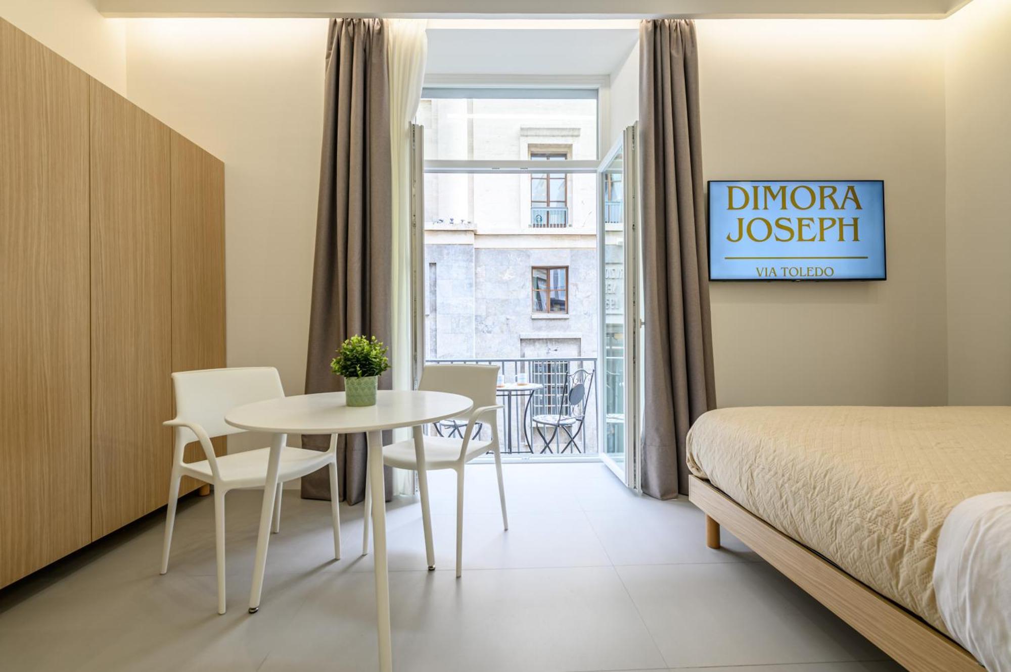Dimora Joseph Via Toledo Hotel Napoli Bagian luar foto