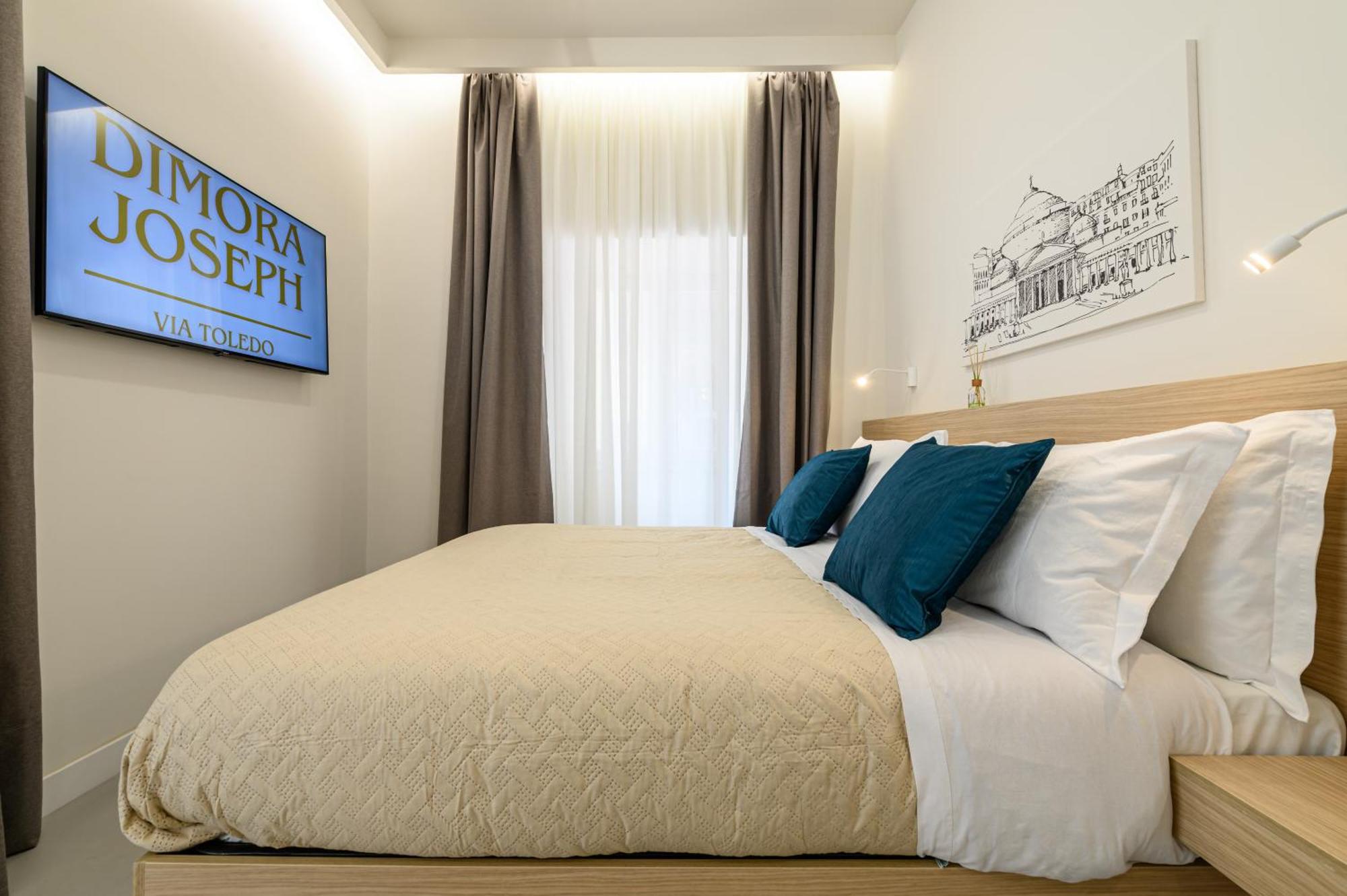 Dimora Joseph Via Toledo Hotel Napoli Bagian luar foto