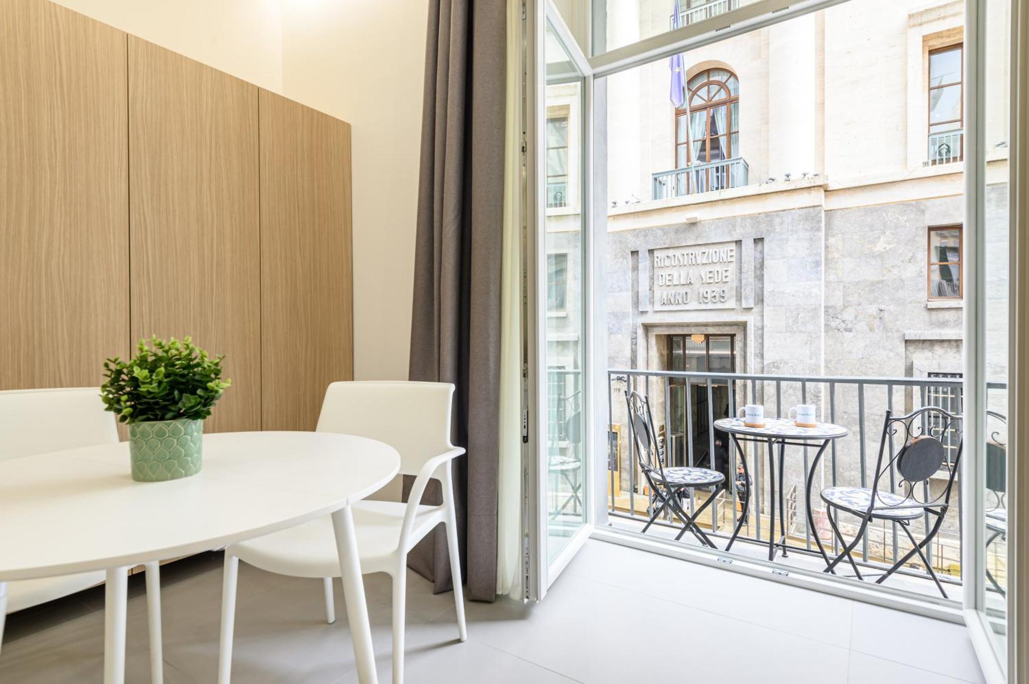 Dimora Joseph Via Toledo Hotel Napoli Bagian luar foto